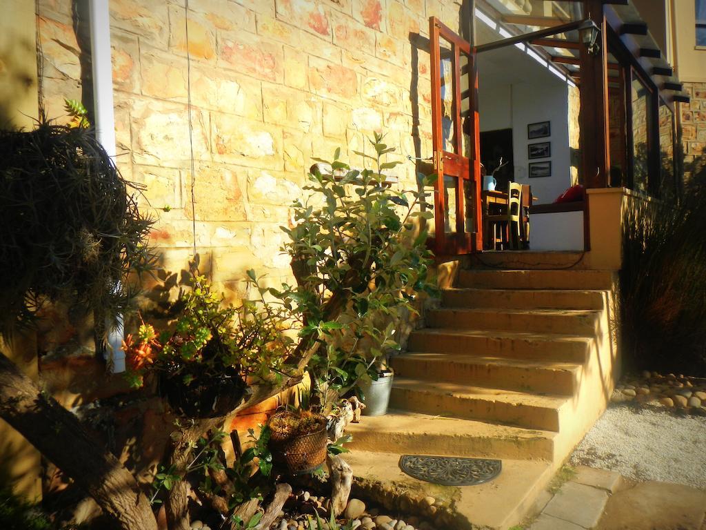 Stone Cottage Self-Catering Apartments Plettenberg Bay Chambre photo