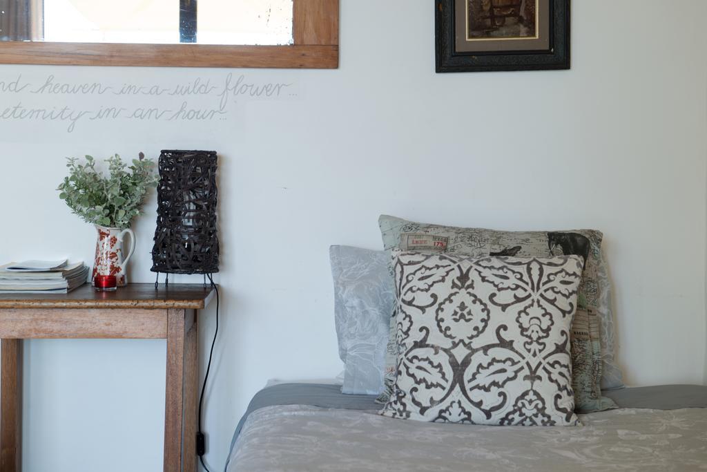 Stone Cottage Self-Catering Apartments Plettenberg Bay Extérieur photo